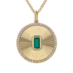 Fluted Disc Diamond with Emerald Cut Green Agate Lines