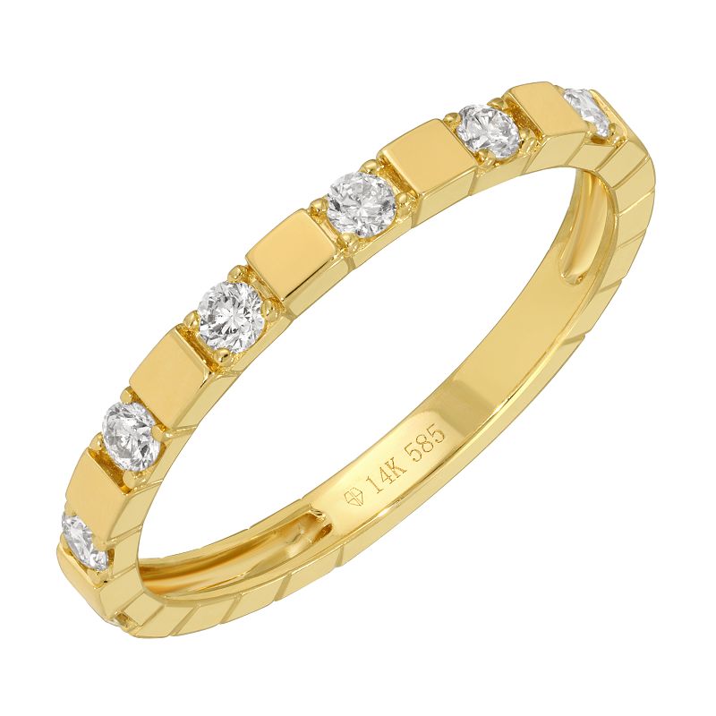 Gold Square Pattern Diamond Ring